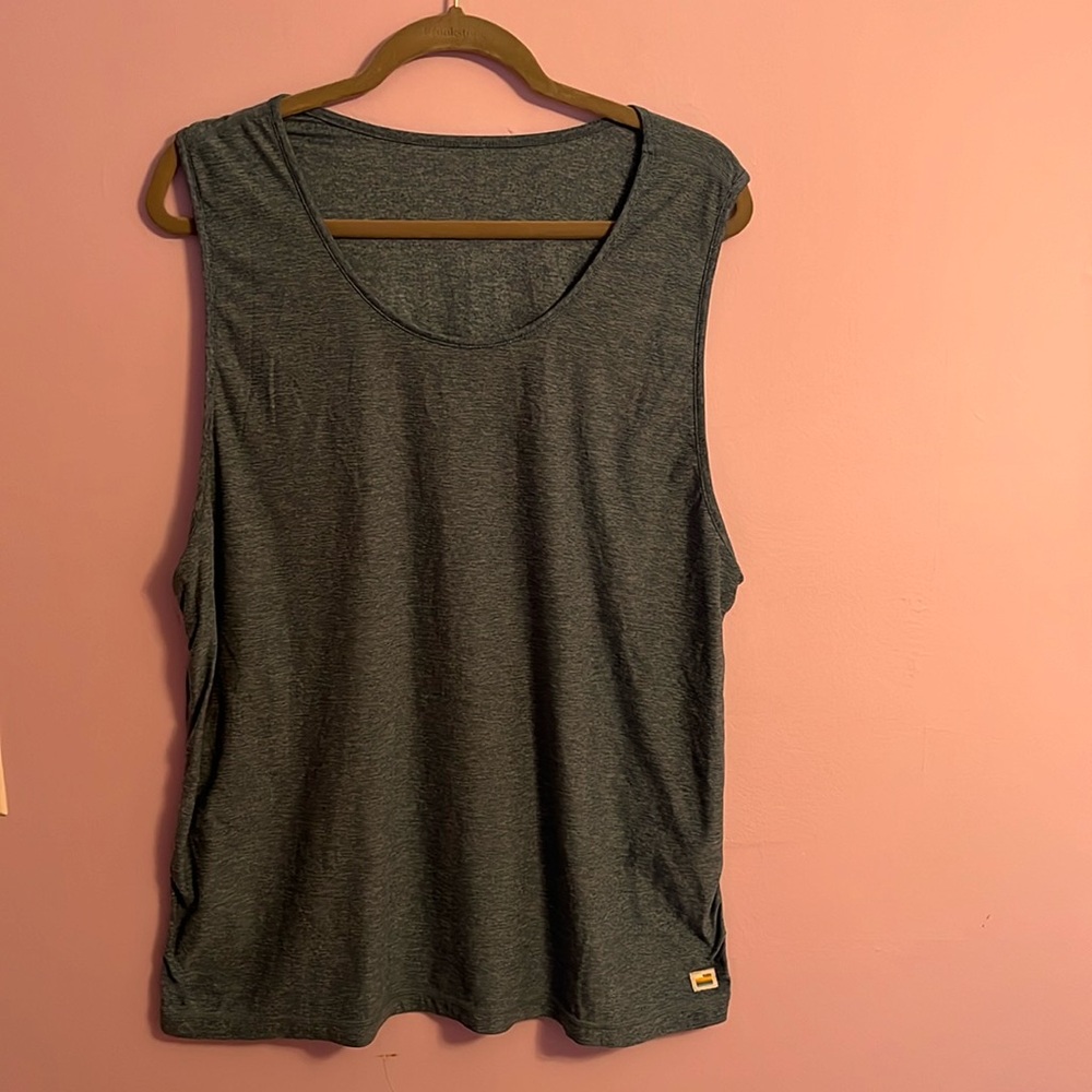 Vuori Tank XL, like new